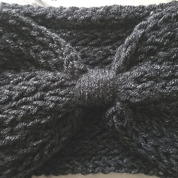 Handmade Knit Turban Headband - Picture 3 of 4
